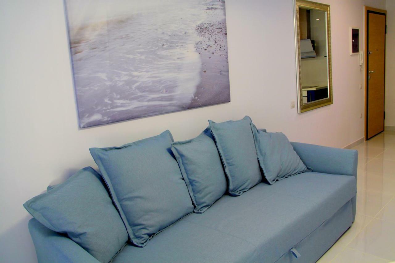 Thiseos 319. Beautiful Apartments Near The Cultural Center Of The Capital. Atene Esterno foto