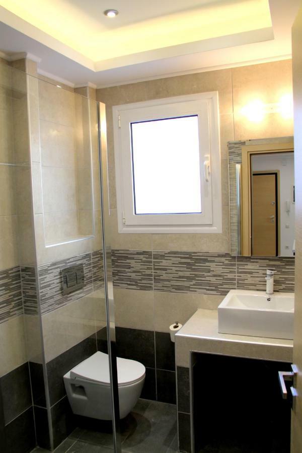 Thiseos 319. Beautiful Apartments Near The Cultural Center Of The Capital. Atene Esterno foto